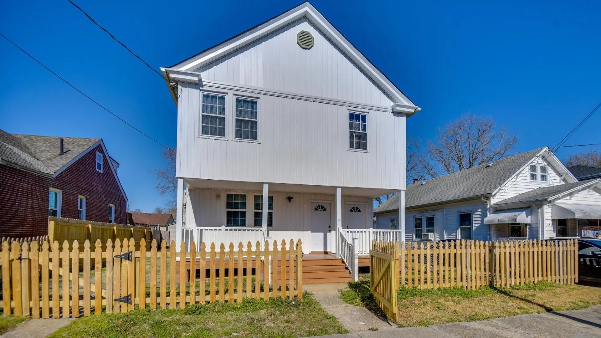 Half-Mi To Ocean View Beach Park Modern Apartment North Camellia Acres