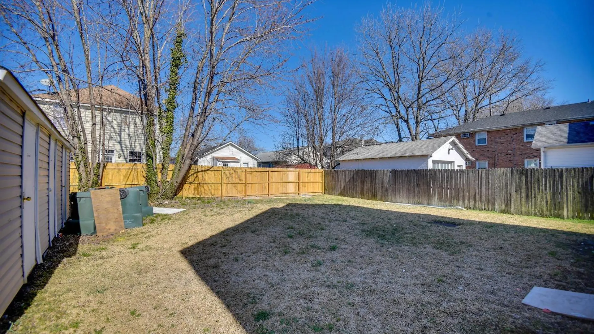 Half-Mi To Ocean View Beach Park Modern Apartment North Camellia Acres